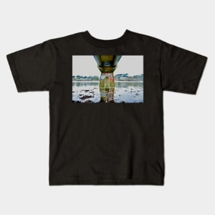 The Conquet - Under the bridge Kids T-Shirt